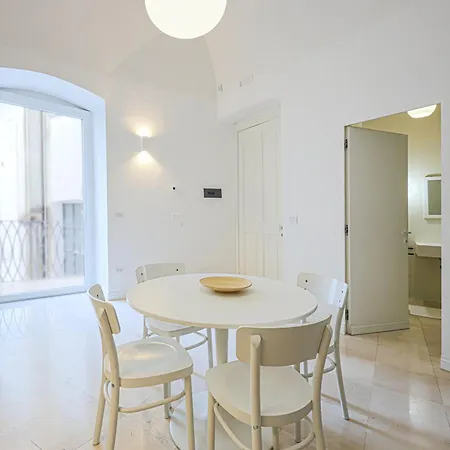 Porta Murat Castle Бари