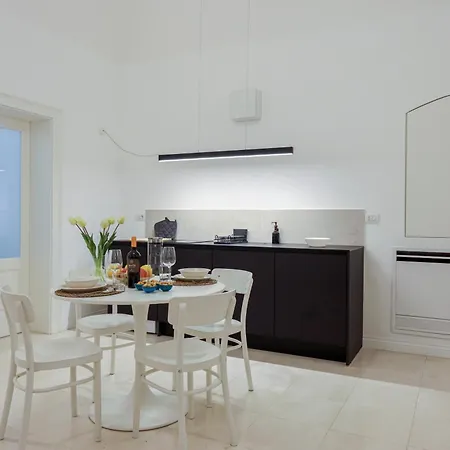 Porta Murat Castle Apartment *