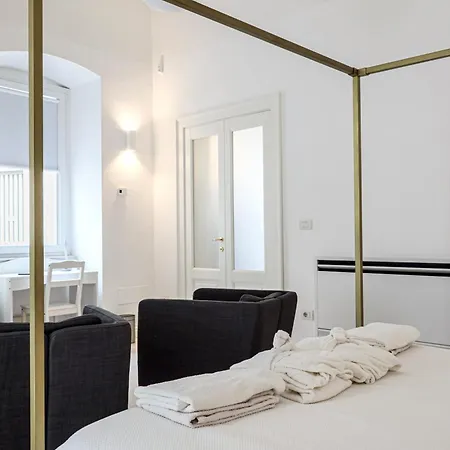 Apartment Porta Murat Castle *