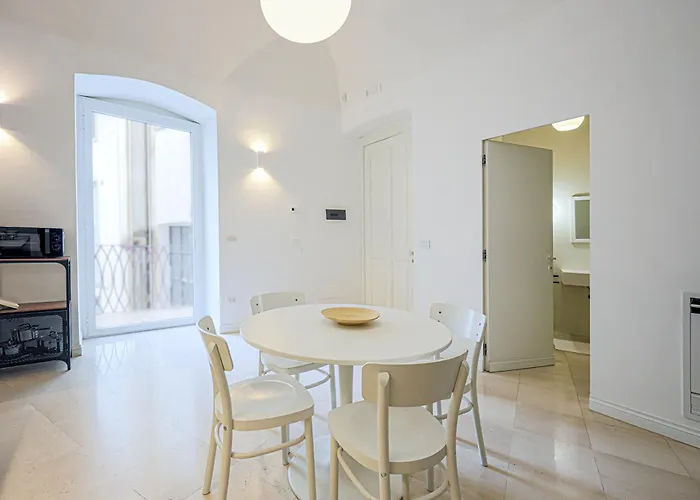 Porta Murat Castle Бари